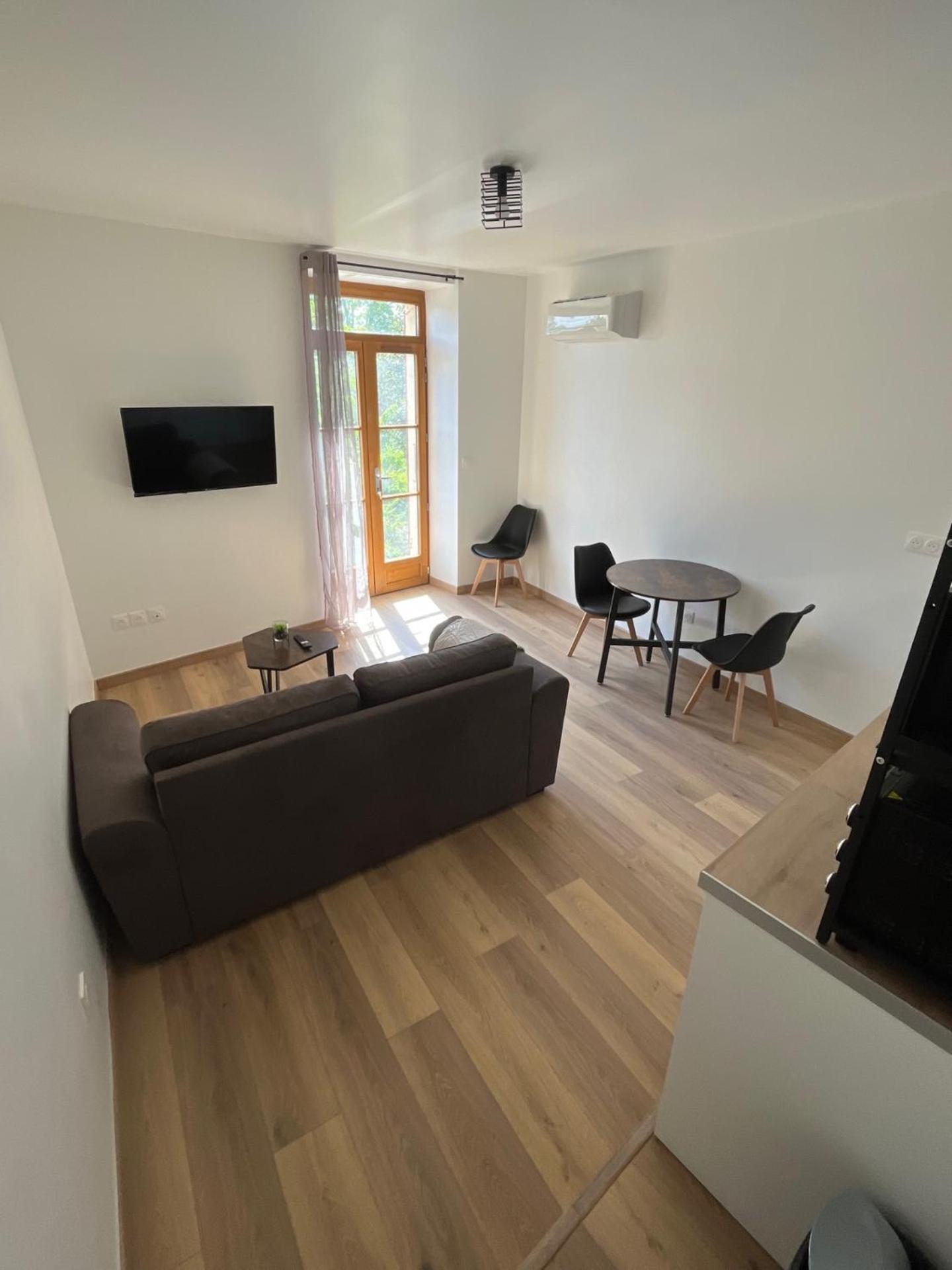 Apartment Agreable T2 Renove A Neuf